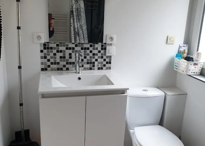 La Maison De Nadege בית נופש ליון-סור-מר